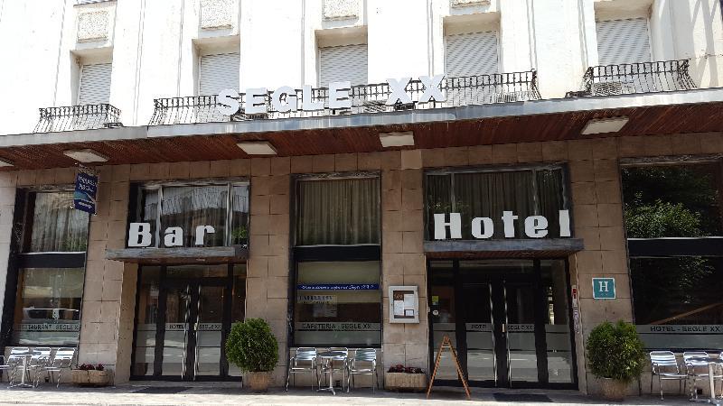 Hotel Segle XX Tremp Eksteriør billede