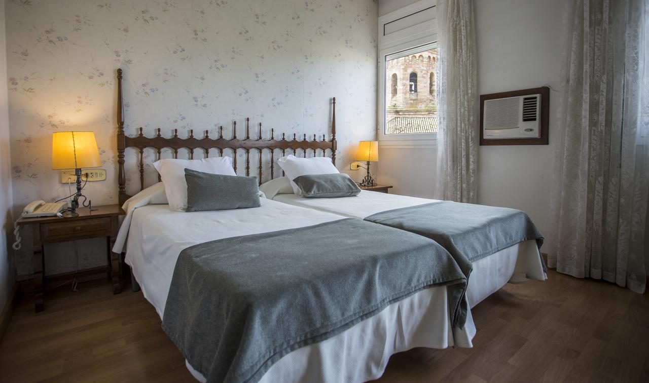 Hotel Segle XX Tremp Eksteriør billede