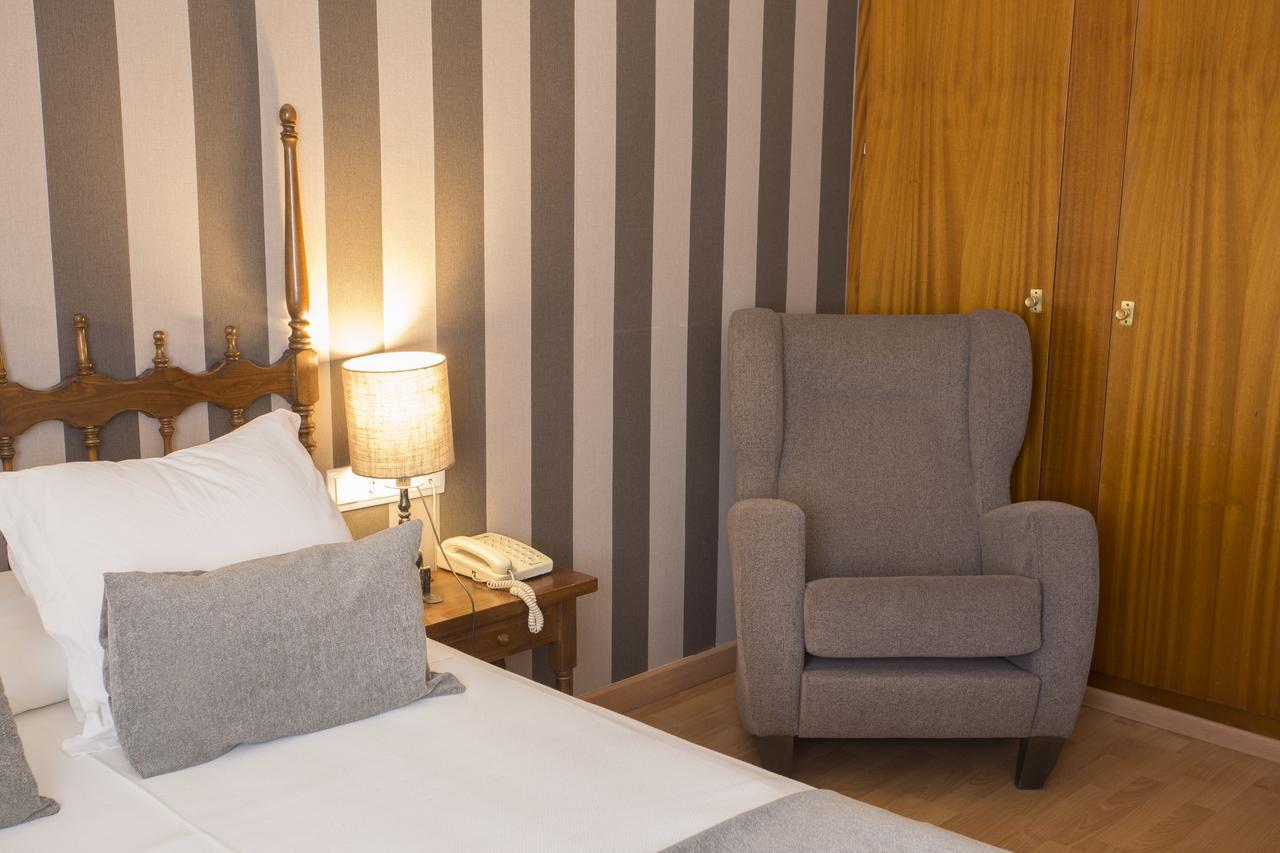 Hotel Segle XX Tremp Eksteriør billede