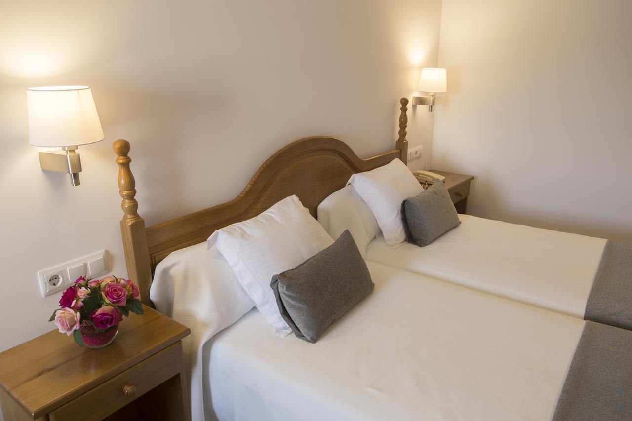 Hotel Segle XX Tremp Eksteriør billede