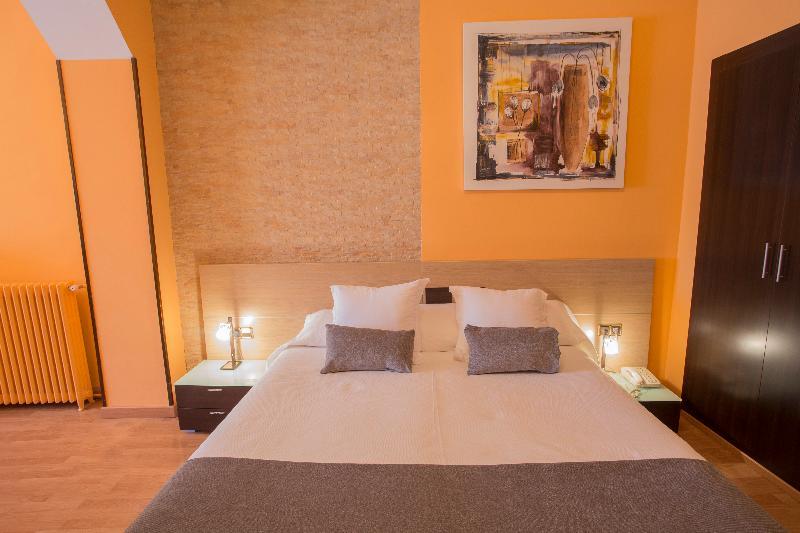 Hotel Segle XX Tremp Eksteriør billede